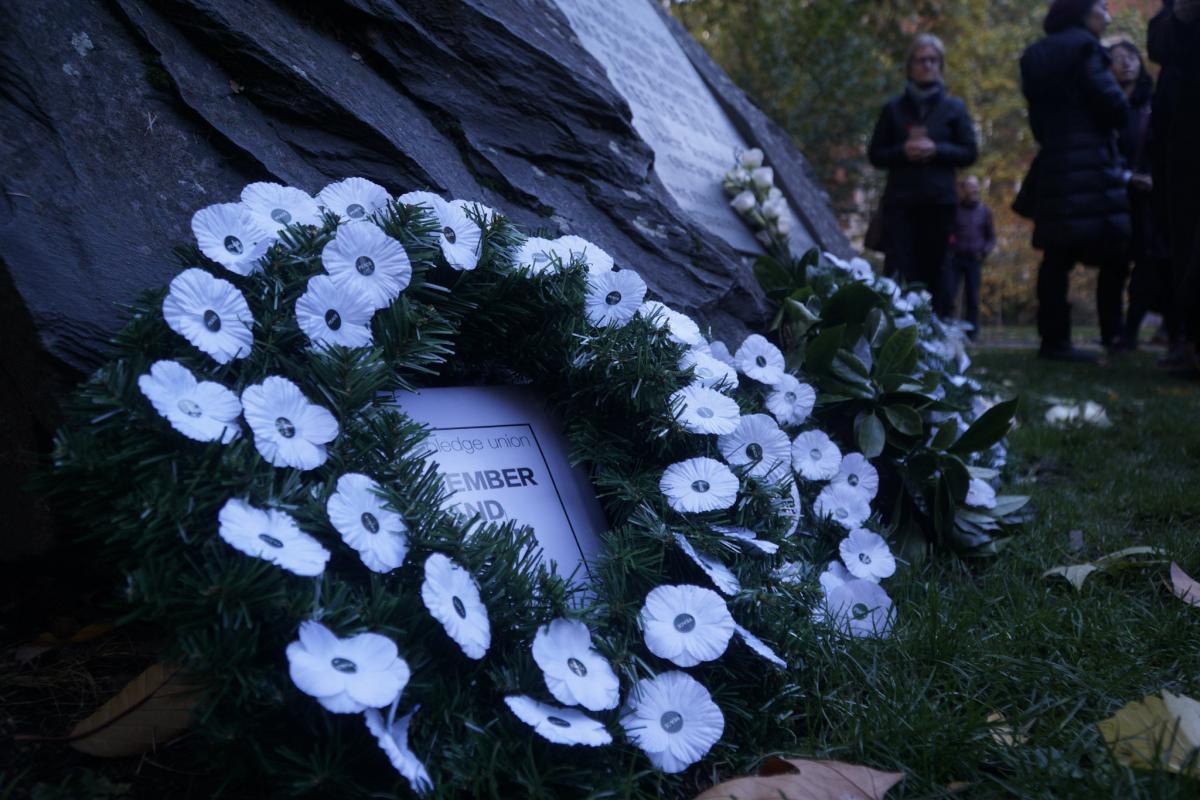 White poppy wreath