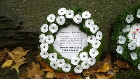 White poppy wreath